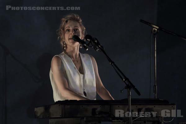 AGNES OBEL - 2017-05-14 - PARIS - Philharmonie de Paris 1 - 